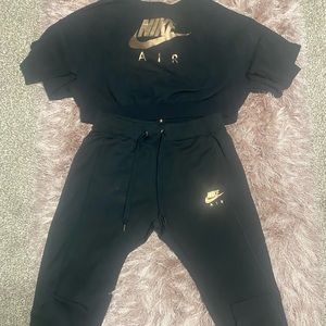 Jogging Suit